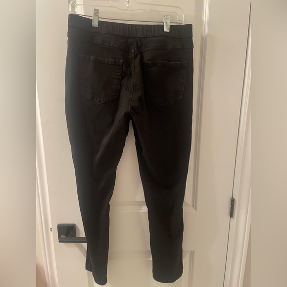 Parasuco Pull On Jeans size 10. - Picture 3 of 3